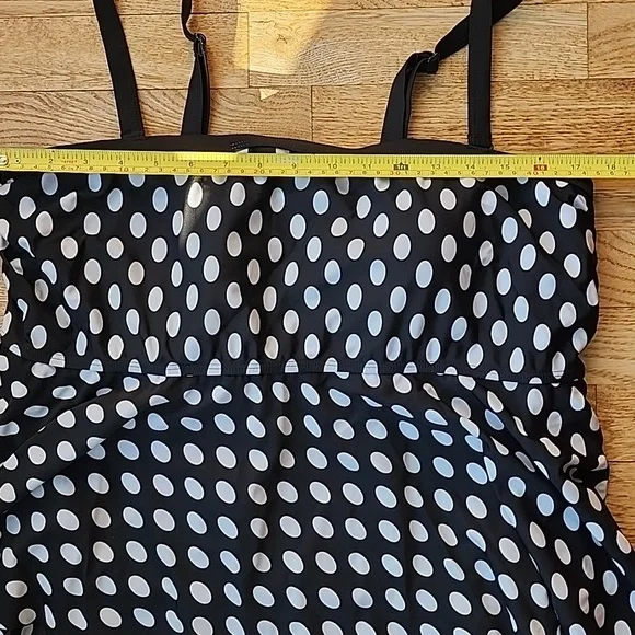 (1X) Black and White Polka Dot Tankini Top Classic Flirty Ruffled Fun Vacation - Picture 4 of 10
